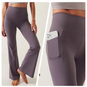 Athleta Dusk Violet Salutation Stash Flare Pant Yoga Leggings L